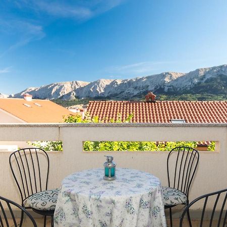 Apartment Glorija With Balcony Baska  Luaran gambar