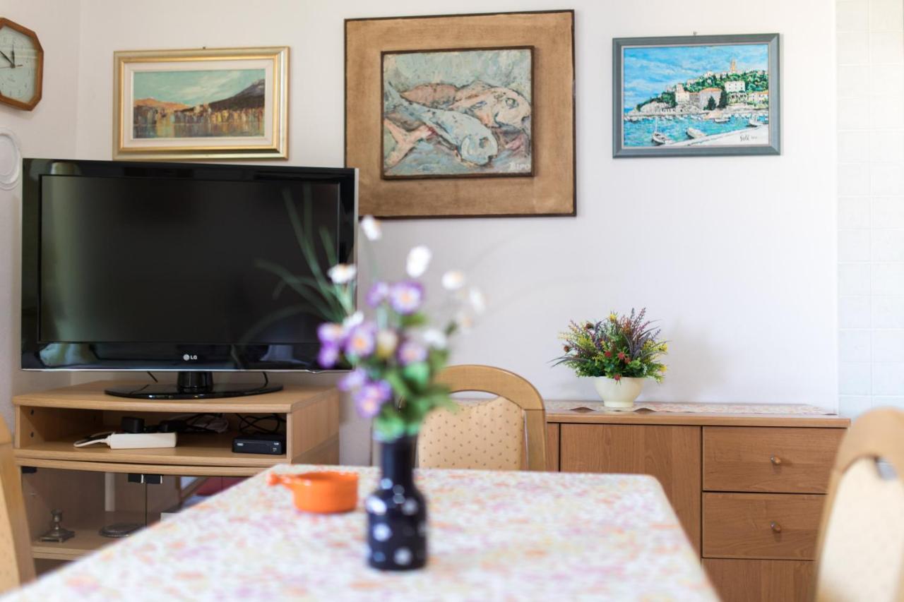 Apartment Glorija With Balcony Baska  Luaran gambar