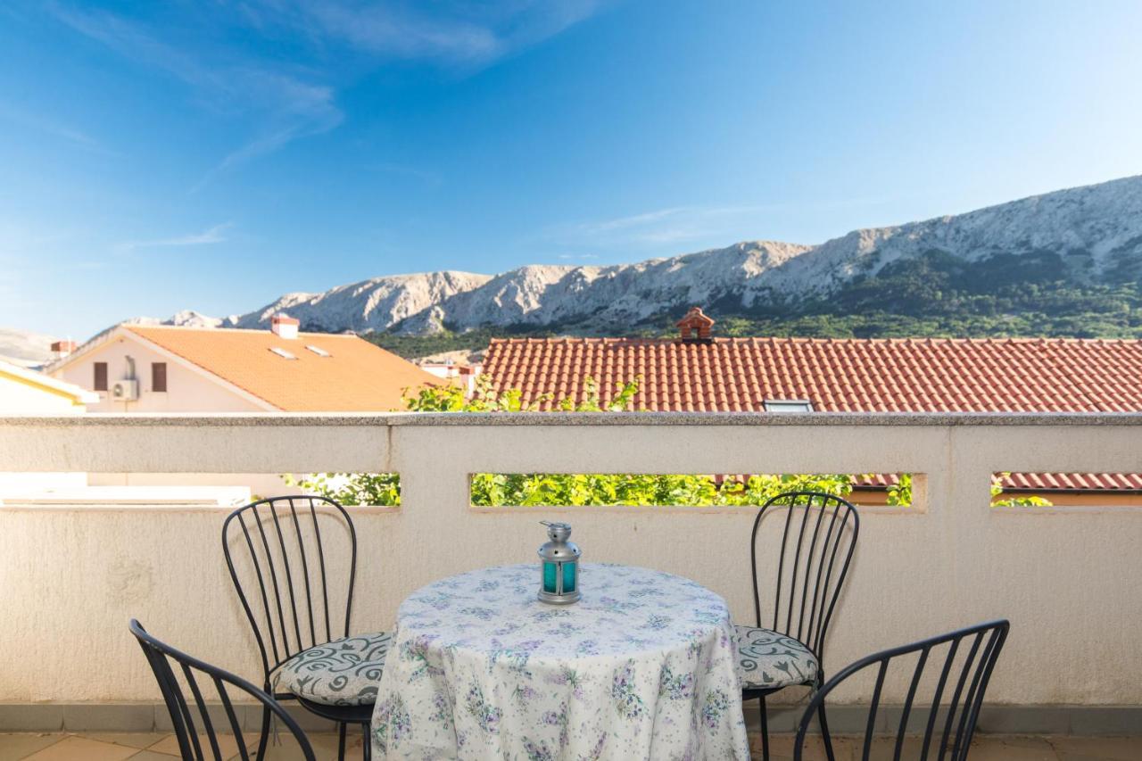 Apartment Glorija With Balcony Baska  Luaran gambar