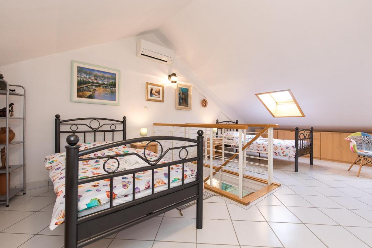 Apartment Glorija With Balcony Baska  Luaran gambar